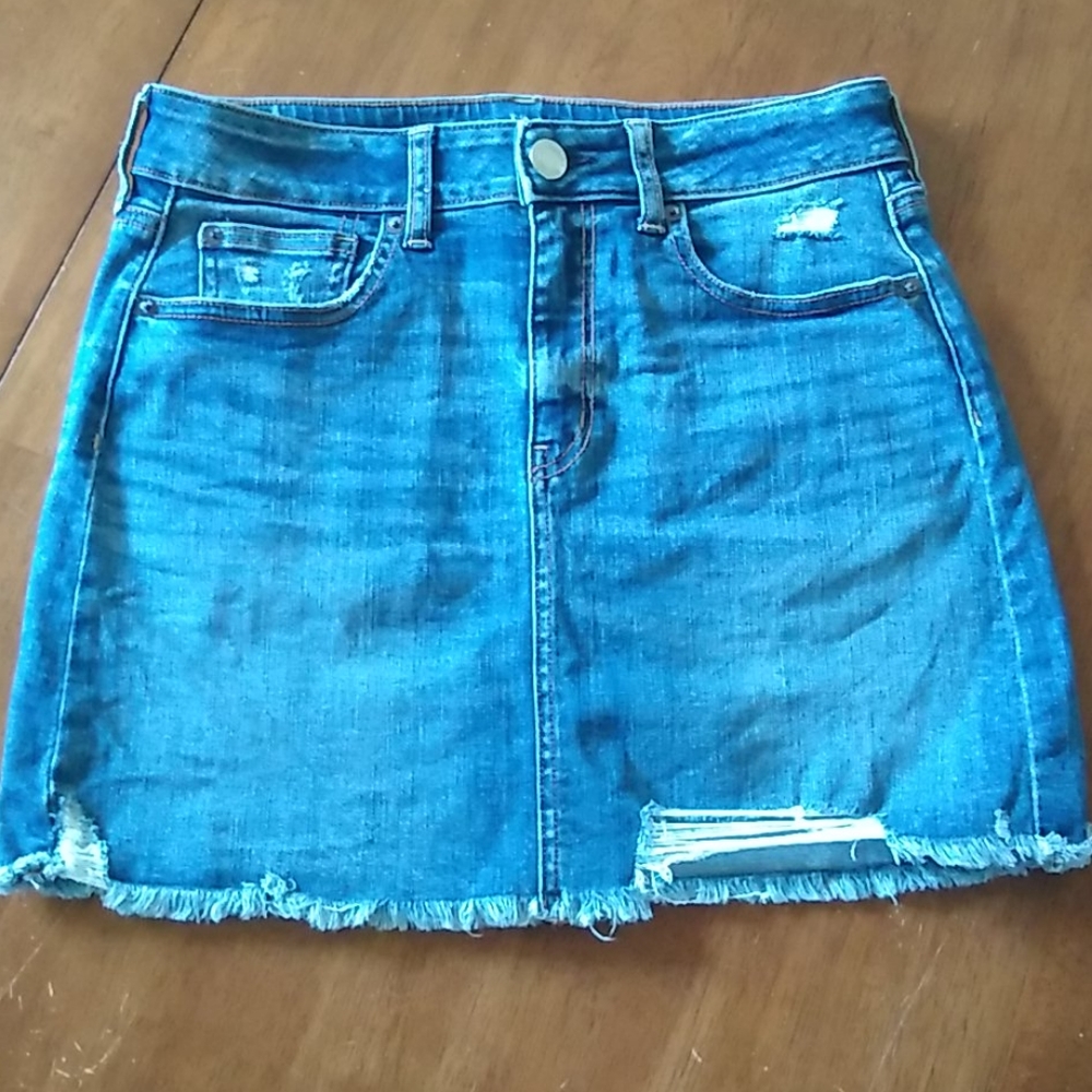 American Eagle denim skirt Size 8